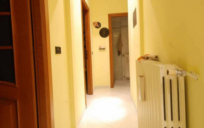 Foto principale Appartamento in Vendita in Via Francesco Petrarca - Pomezia (RM)