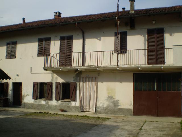 Foto principale Casa indipendente in Vendita in Via C.Battisti 23 - Pertengo (VC)