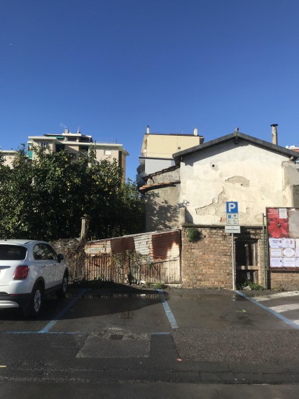 Foto 3 Terreno in Vendita in Via San Vincenzo 145 - Vallecrosia (IM)