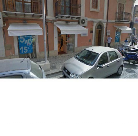 Foto principale Negozio in Affitto in Corso Vittorio Emanuele 146 - Gela (CL)