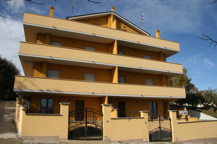 Foto 2 Appartamento in Vendita in Contrada Frontino,1 - Bucchianico (CH)