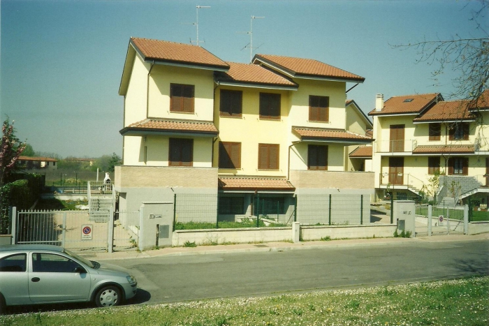 Foto 2 Villa in Vendita in Via  Isola 29 - San Zenone al Lambro (MI)