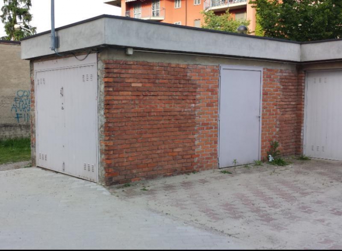 Foto Garage o box in Vendita in Via Pavese 137A - Rozzano (MI)
