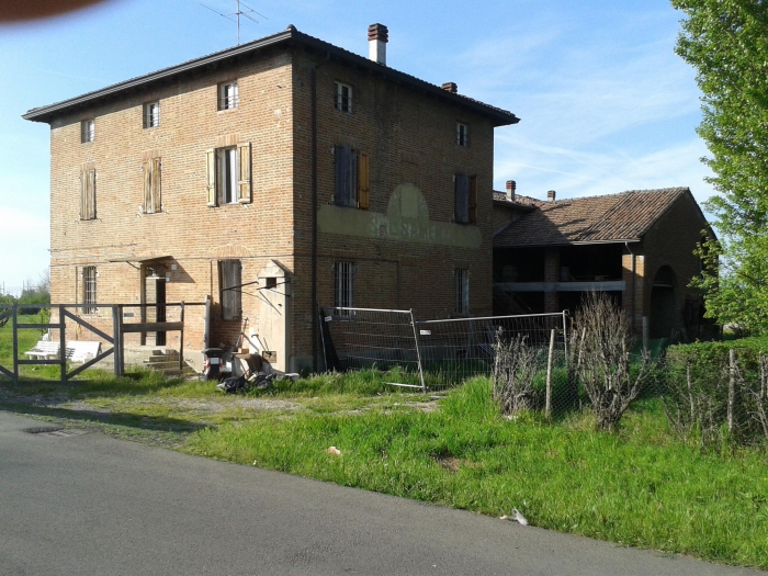 Foto Casa indipendente in Vendita in Via Stazione - Alseno (PC)