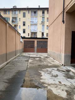 Foto principale Garage o box in Vendita in Via Ferrere 8 - Torino (TO)