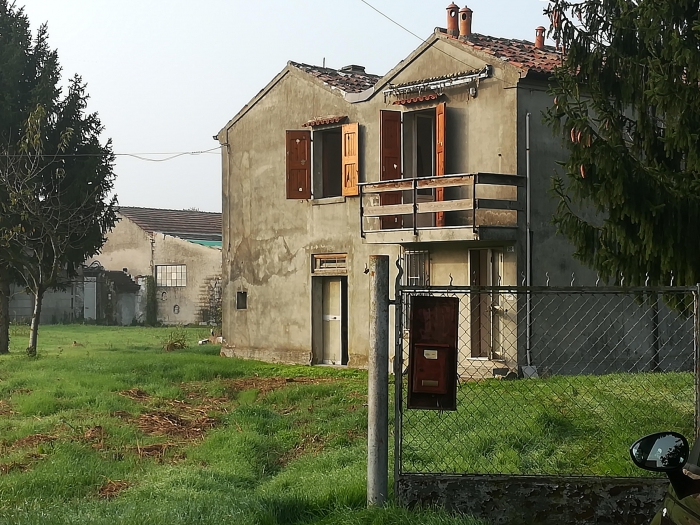 Foto 3 Casa indipendente in Vendita in Via Varottà N 20 - Riva del Po (FE)