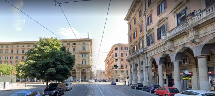 Foto principale Appartamento in Vendita in Piazza Vittorio Emanuele - Roma (RM)