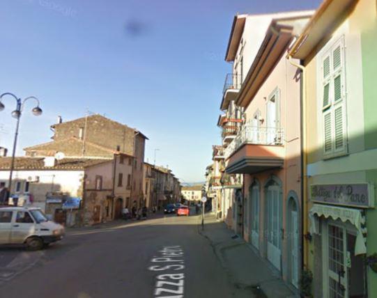 Foto Appartamento in Vendita in Piazza San Pietro - Marta (VT)