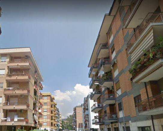 Foto Appartamento in Vendita in Via Alessandro De Franciscis - Caserta (CE)