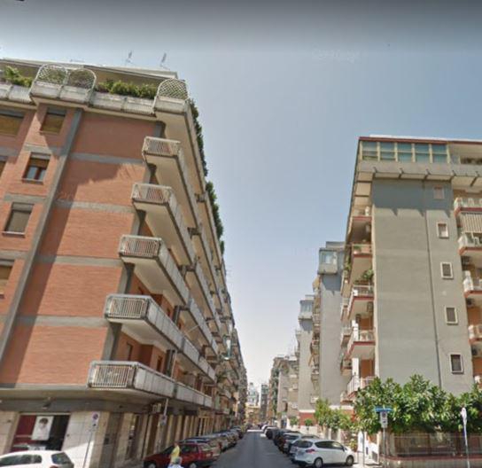 Foto Appartamento in Vendita in Via Veneto - Taranto (TA)