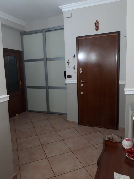 Foto 2 Appartamento in Vendita in Via C.battisti  N 184 - Taranto (TA)