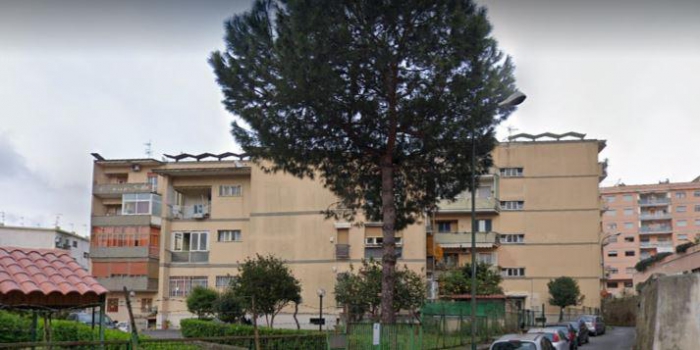 Foto Appartamento in Vendita in Via Ernesto Ricci - Napoli (NA)