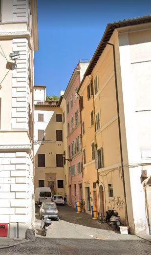 Foto principale Appartamento in Vendita in Vicolo Dell' Aquila (Trilocale) - Roma (RM)