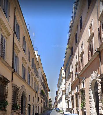 Foto principale Appartamento in Vendita in Via Giulia CAP 00186 - Roma (RM)