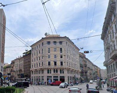 Foto Appartamento in Vendita in Via Torino (Trilocale) - Milano (MI)