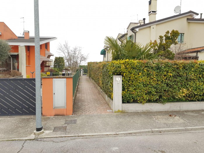 Foto 3 Villa in Vendita in Via Giuseppe Verdi - Noventa di Piave (VE)