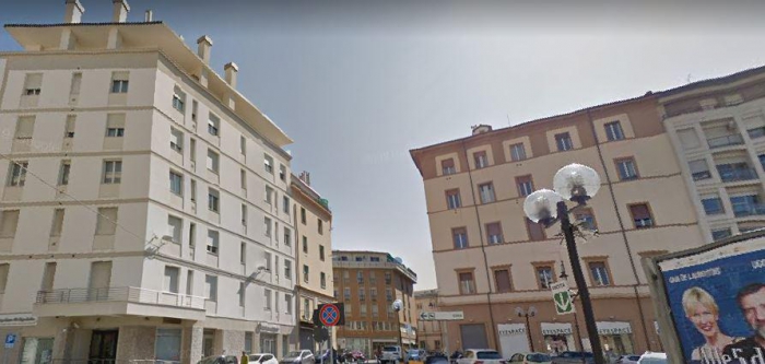 Foto Appartamento in Vendita in Piazza Elia Benamozegh - Livorno (LI)