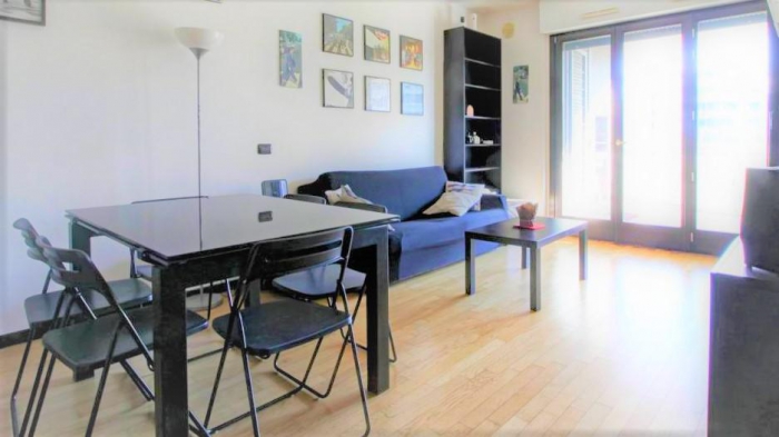 Foto Appartamento in Vendita in Via Vitantonio De Bellis - Bari (BA)