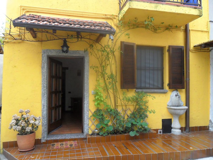 Foto principale Appartamento in Vendita in Via Parini 48 - Bosisio Parini (LC)