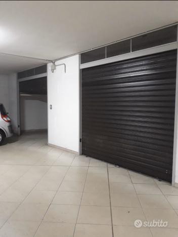 Foto Garage o box in Vendita in Piazza Della Repubblica - Lamezia Terme (CZ)