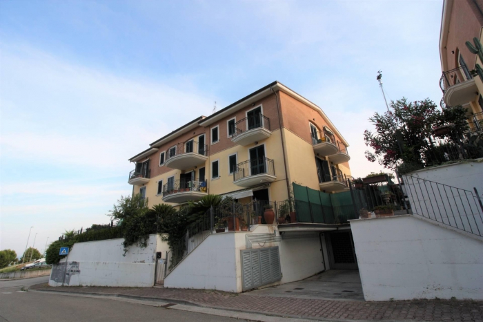 Foto Appartamento in Vendita in Via Mediterraneo 12 - Monteprandone (AP)