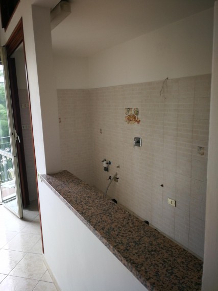 Foto Appartamento in Vendita in Adiacente Vermicino  - Roma (RM)