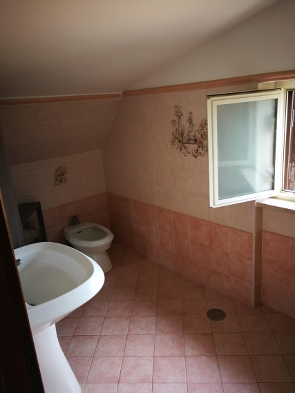 Foto 3 Appartamento in Vendita in Adiacente Vermicino  - Roma (RM)