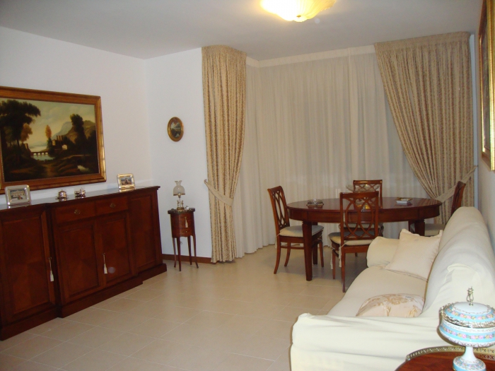 Foto 3 Appartamento in Vendita in Via Circonvallazione Dei Fiori 251/M - Taranto (TA)