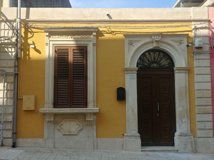 Foto Casa indipendente in Vendita in Via Bissolati 54 - Solarino (SR)