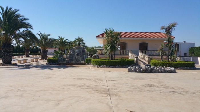 Foto Villa in Vendita in Via Generale F. Planelli X Via Aeroporto - Bitonto (BA)