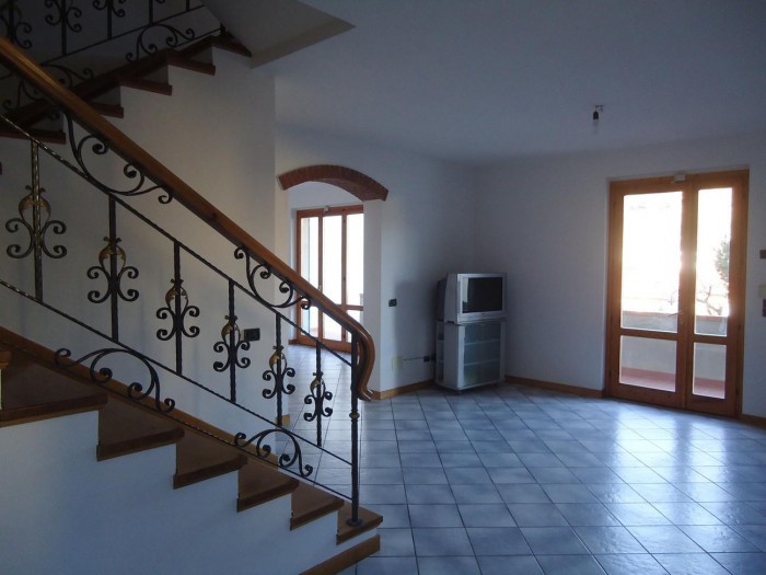 Foto 3 Villa in Vendita in Via Bino Sanminiatelli - Greve in Chianti (FI)