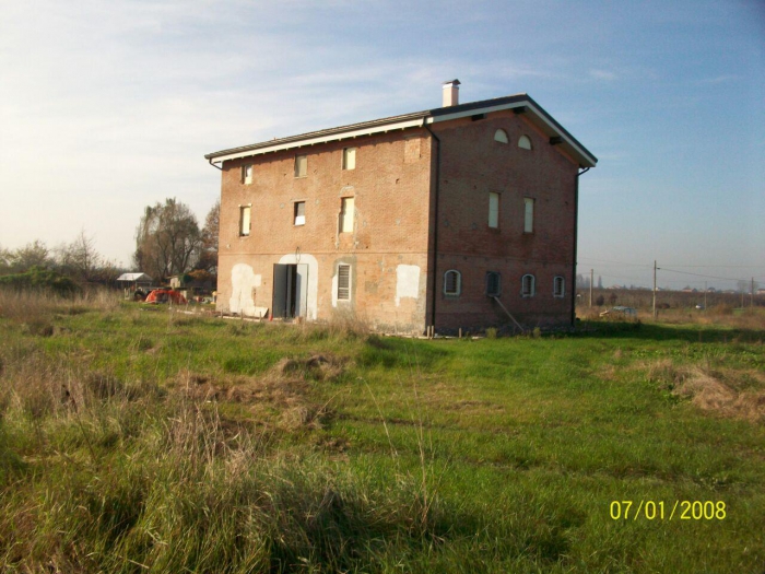 Foto Casa indipendente in Vendita in Sott Argine 4 - Carpi (MO)