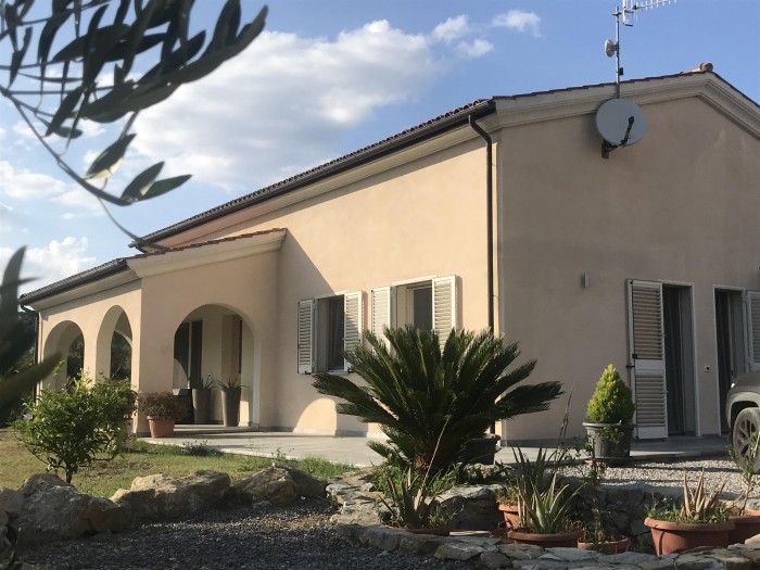 Foto 3 Casa indipendente in Vendita in Via Valdana 19 - Portoferraio (LI)