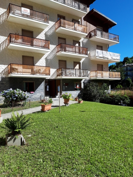 Foto Appartamento in Vendita in Via Provinciale 25 - Limone Piemonte (CN)