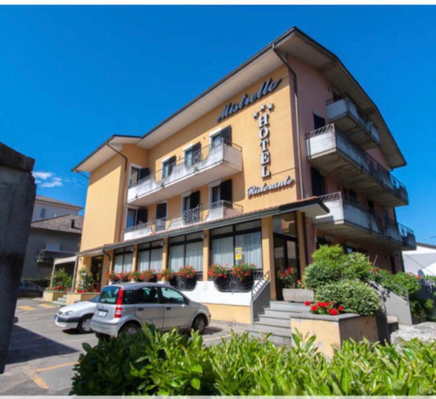 Foto Albergo in Vendita in Via Europa, 2 - Borgo Val di Taro (PR)