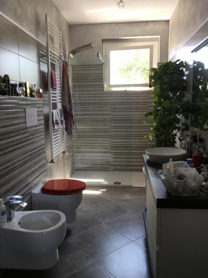 Foto 4 Appartamento in Vendita in Via Barcuzzi 33/a - Lonato del Garda (BS)