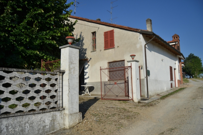 Foto Casa indipendente in Vendita in Via Provinciale 27 - Casale Monferrato (AL)