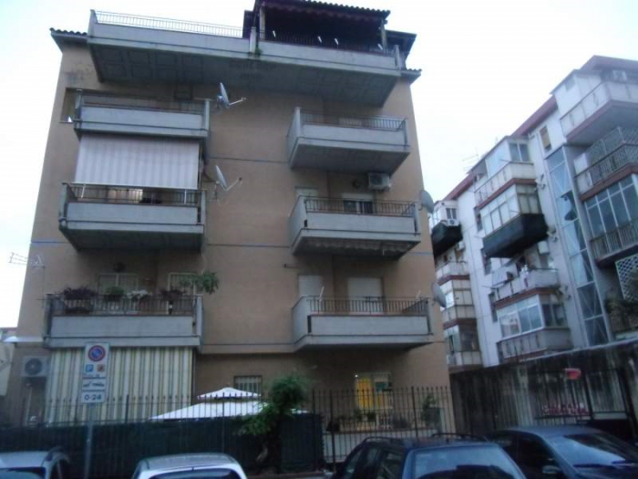 Foto Appartamento in Vendita in Via B.tto Croce 59 - Palermo (PA)