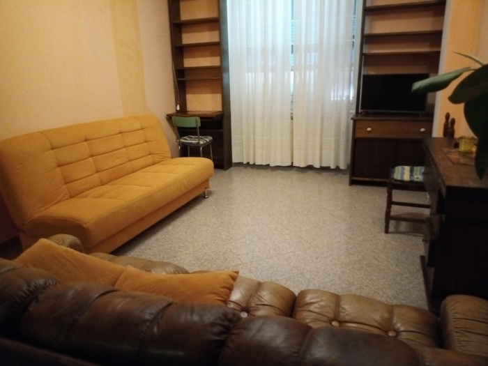 Foto Appartamento in Affitto in Via Trento - Imperia (IM)