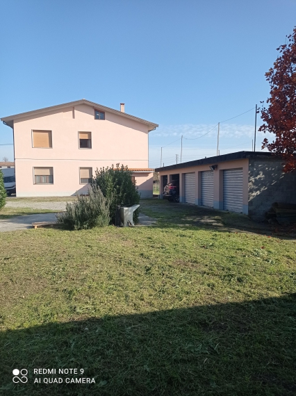 Foto Appartamento in Vendita in Via Montanelli 24 - Fucecchio (FI)