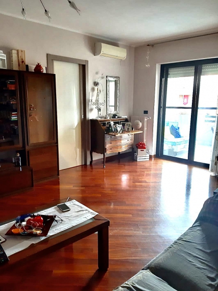 Foto 3 Appartamento in Vendita in Via Quintino Sella - Adelfia (BA)