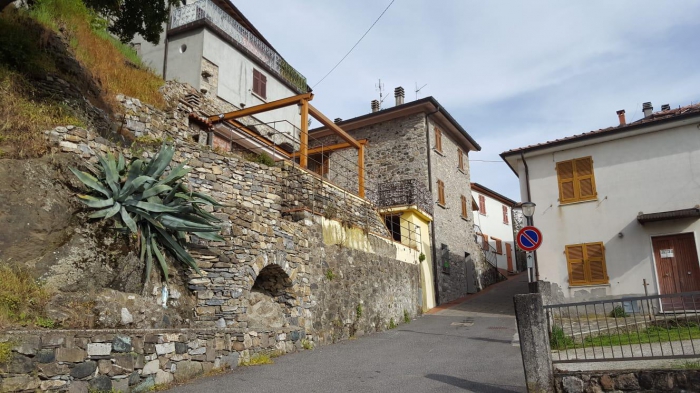 Foto 3 Casa indipendente in Vendita in Veppo Via Calice - Rocchetta di Vara (SP)