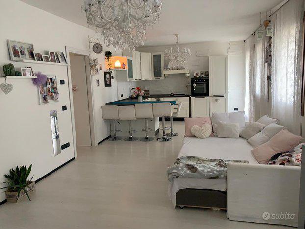 Foto Appartamento in Vendita in Via Lorenzo Perosi - Resana (TV)