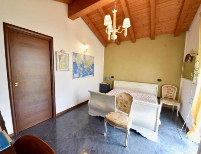 Foto 3 Casa indipendente in Vendita in Via Como 27 - Solbiate con Cagno (CO)