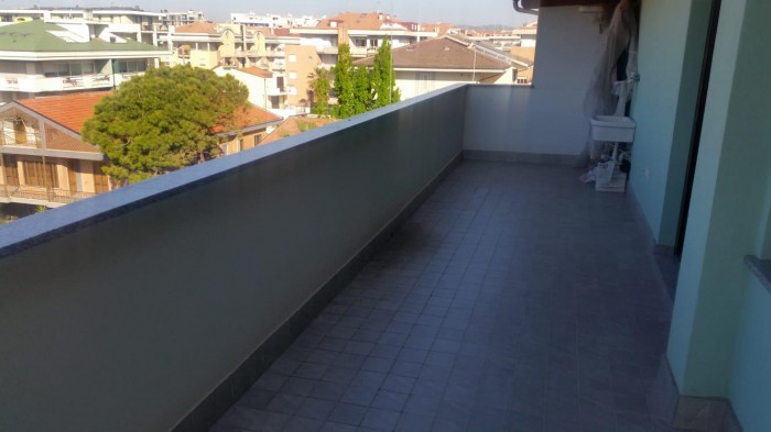 Foto 2 Attico in Vendita in Via Leopardi  - Montesilvano (PE)