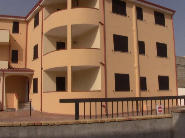 Foto Appartamento in Vendita in Via Giacomo Leopardi - Orosei (NU)