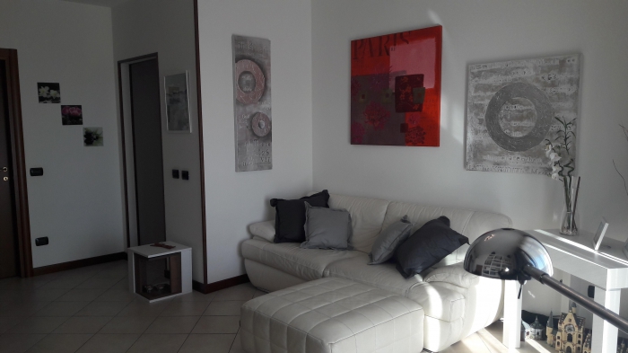 Foto Appartamento in Vendita in Via Villoresi 45 - Corbetta (MI)