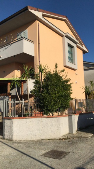 Foto 3 Villa in Vendita in Via Curtatone - Venafro (IS)