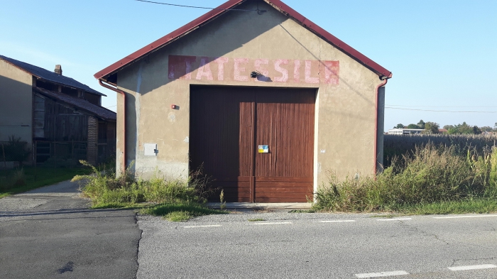 Foto Garage o box in Vendita in Via Maestra, 26 - Casale Monferrato (AL)