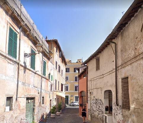 Foto principale Attico in Vendita in VICOLO DEI PANIERI - Roma (RM)
